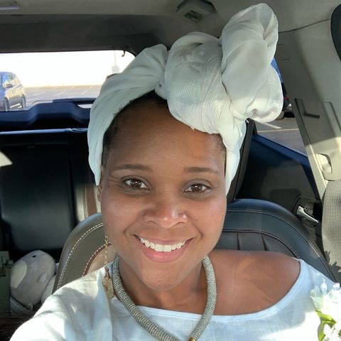 GoddessMO Brown