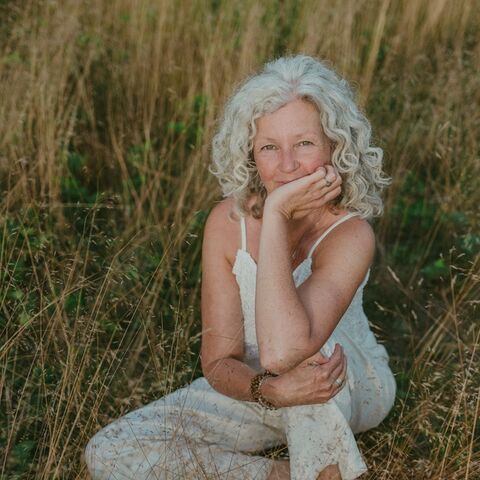 bwELIuTuKUP7Y7toq0hO1q2sxdz2